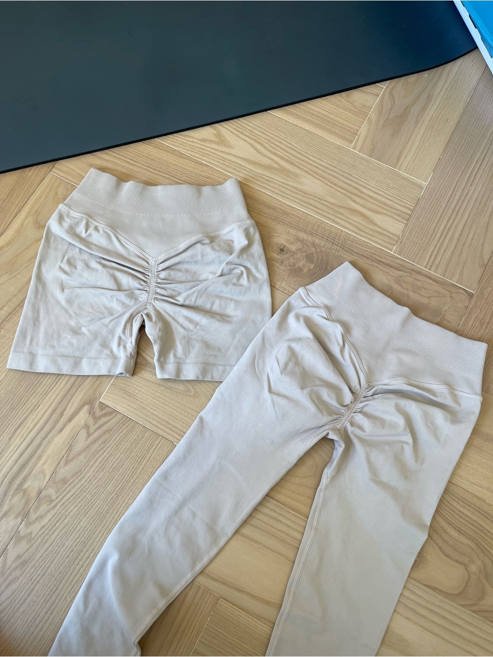 Bombshell Sportswear Beige Ruched Leggings & Shorts Set